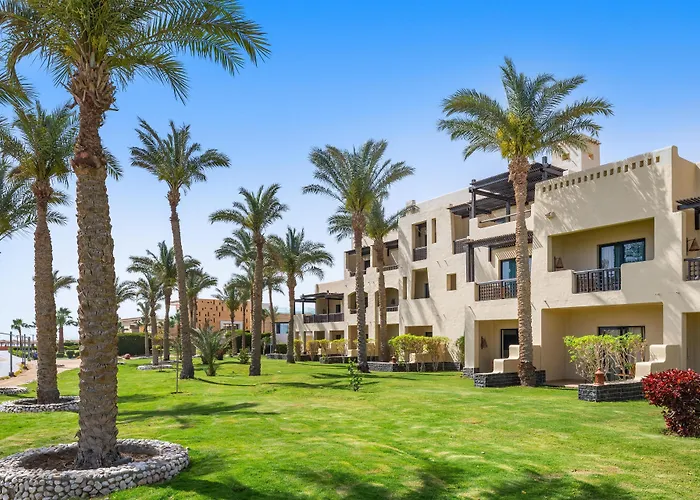 Resort Pickalbatros Oasis 5*